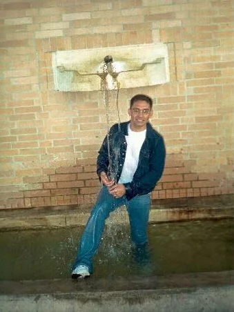 Wet Fountain Fun